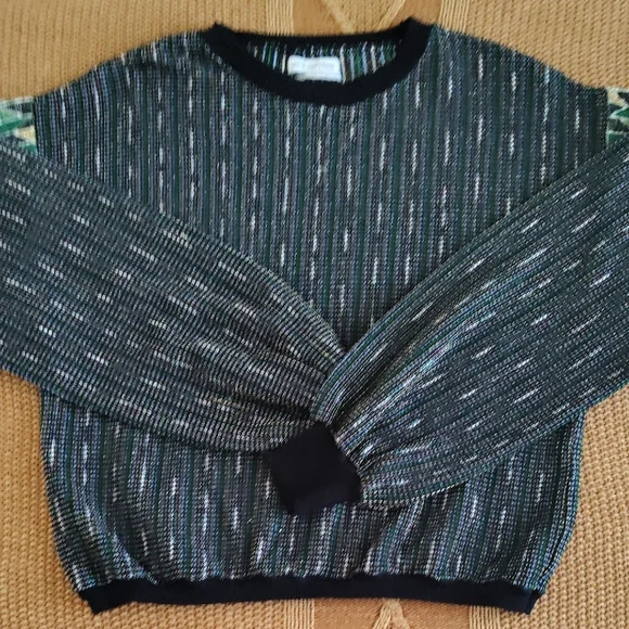 Urban Outfitters Black Speckled Crewneck Sweater with Green Elbow Patches - Picture 5 of 10